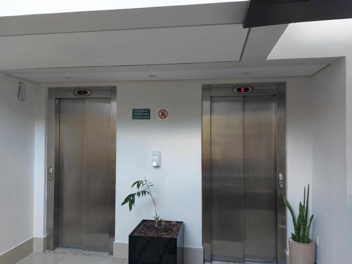 Apto 408, Aeroporto 14Km, Com Wi-Fi, Self Check-In E Varandinha Aparthotel Lagoa Santa  Exteriör bild